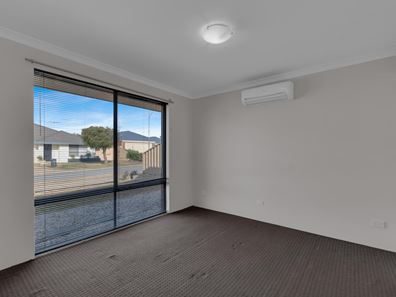 15 Borough Road, Baldivis WA 6171