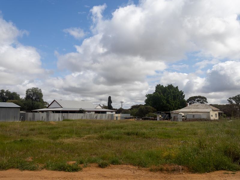 6 Solomon Street, Merredin