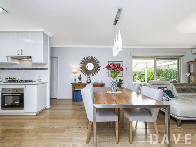 9/58 Edgefield Way, North Beach