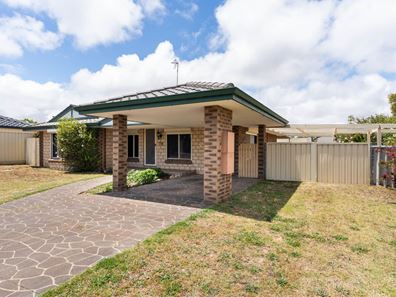 78 Gnangara Drive, Waikiki WA 6169