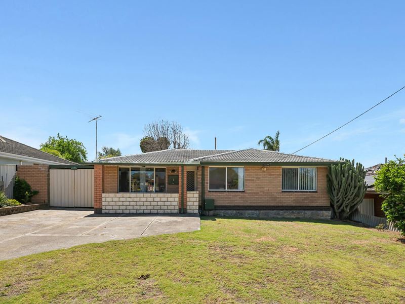 6 Pudney Place, Orelia WA 6167