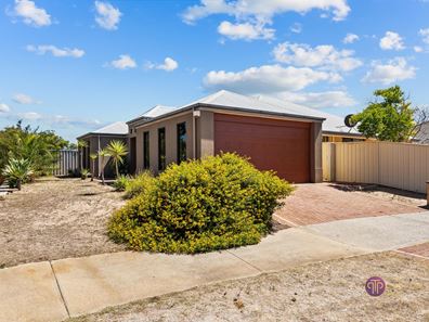 71 Miltona Drive, Secret Harbour WA 6173