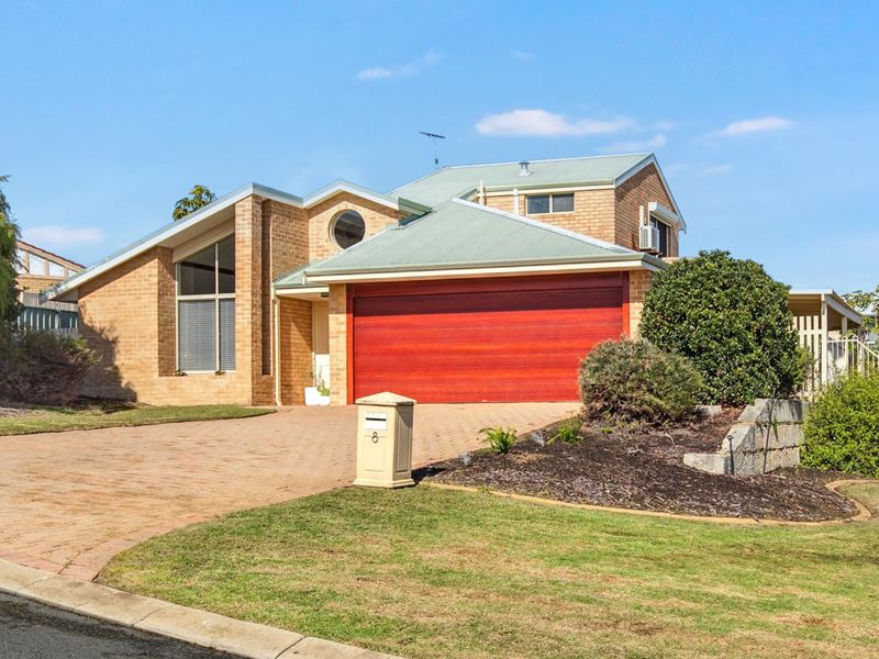 8 Darter Place, Halls Head