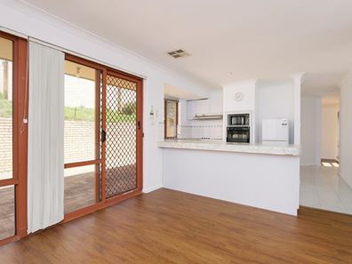 12G Green Court, Kardinya WA 6163