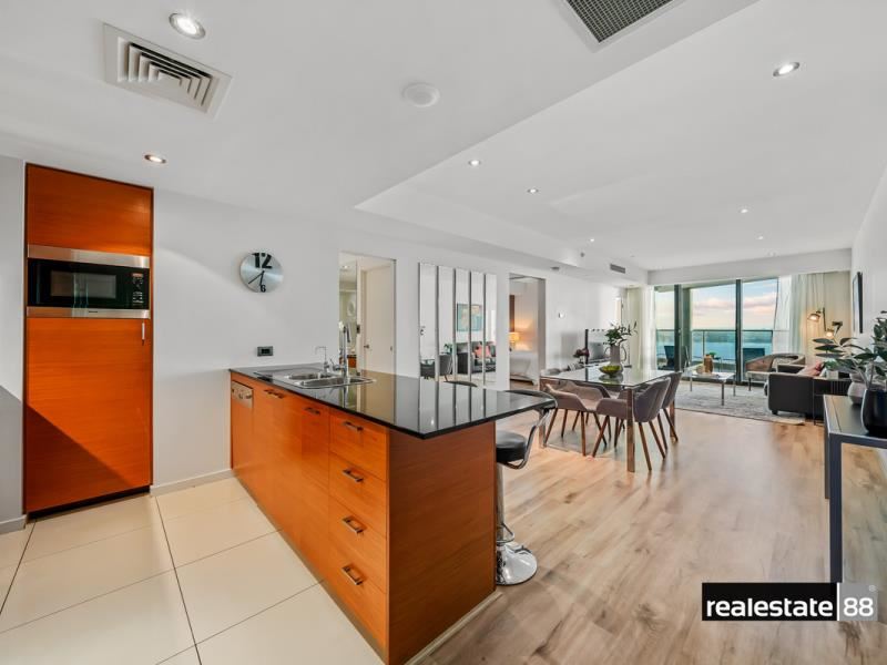52/98 Terrace Road, East Perth