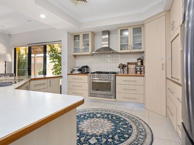 9 Puri Road, Hannans WA 6430