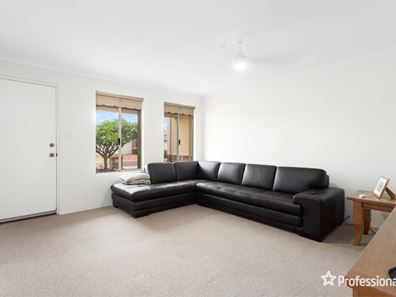 9 Manor Gardens, High Wycombe WA 6057