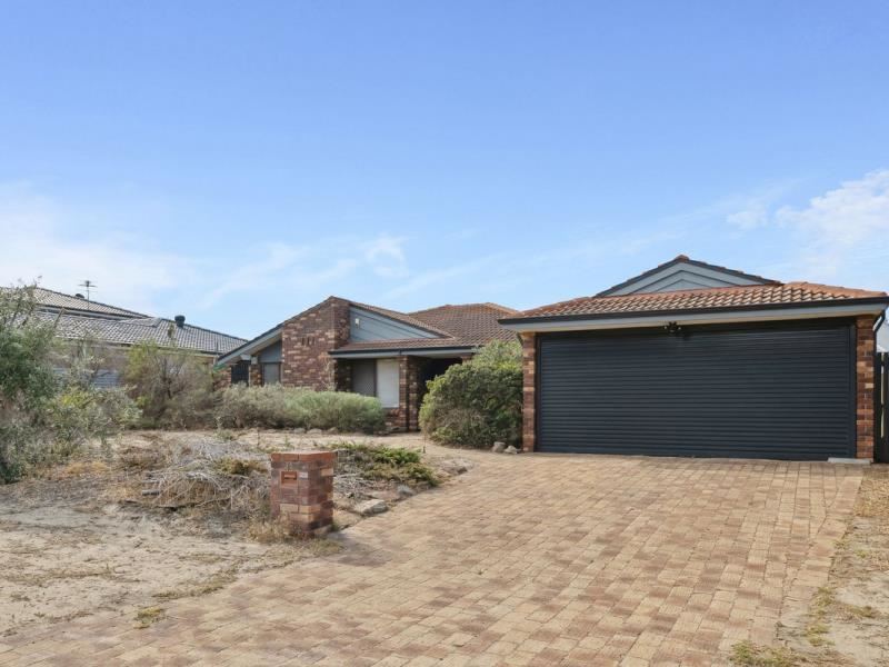 43 Chandler Road, Sorrento WA 6020