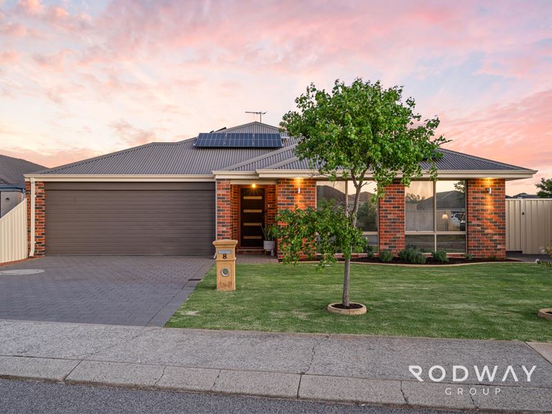 8 Stornaway Ct, Seville Grove WA 6112