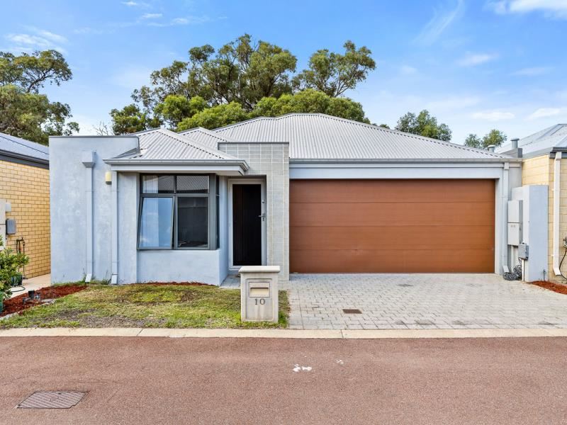 10 Yanga Court, Lakelands WA 6180