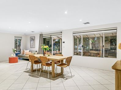 22 Irene Mccormack Way, Queens Park WA 6107