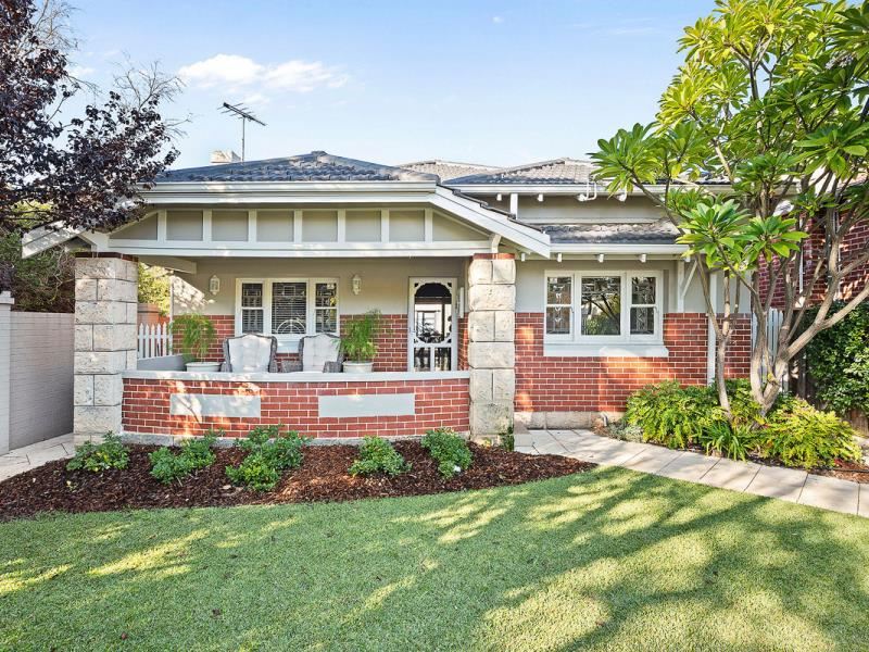 130 Dunedin Street, Mount Hawthorn WA 6016