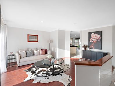 12 Waterway Cove, Seville Grove WA 6112