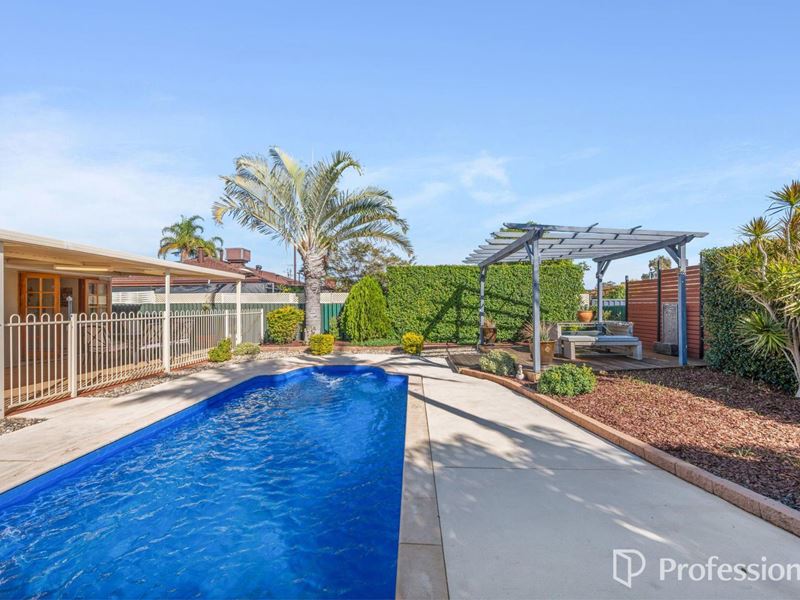 13 Bauhinia Road, Forrestfield