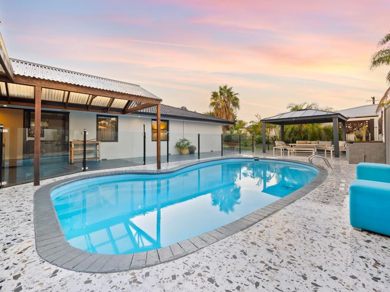 54 Sporing Way, Hillarys