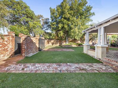45A Loch Street, Claremont WA 6010