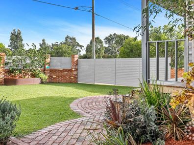 254 Carrington Street, Hilton WA 6163
