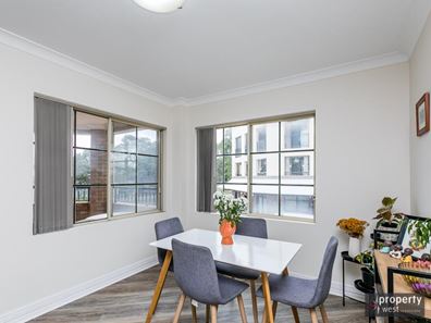 8/2 Plaistow Street, Joondalup WA 6027