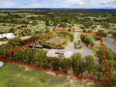 17 Webber Road, Moresby WA 6530