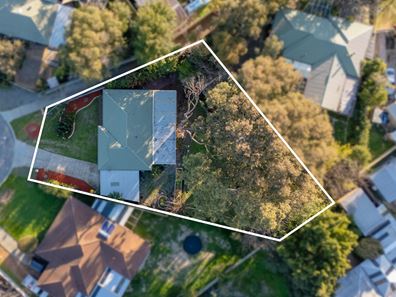 27 Kidbroke Place, Kelmscott WA 6111