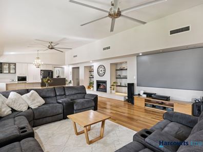 142 Charlottes Vista, Ellenbrook WA 6069