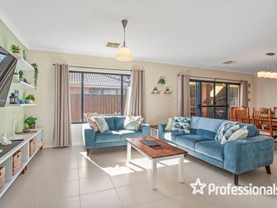 7 Carnelian Link, Byford WA 6122