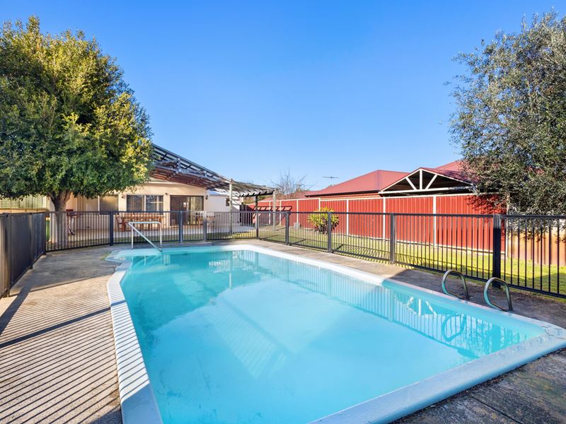 12 Queensbury Street, South Bunbury WA 6230