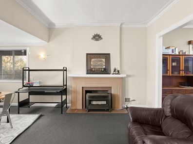 12 Queensbury Street, South Bunbury WA 6230