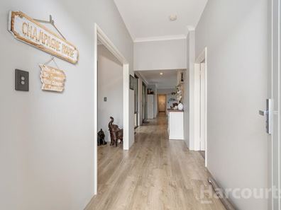 14 Pomelaa Way, Clarkson WA 6030