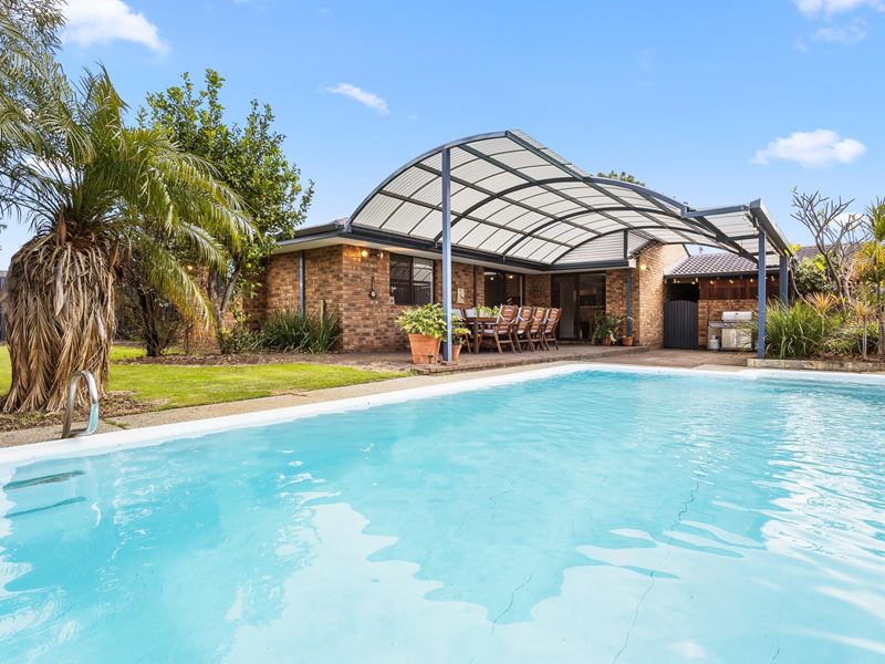 16 Congdon Way, Booragoon WA 6154