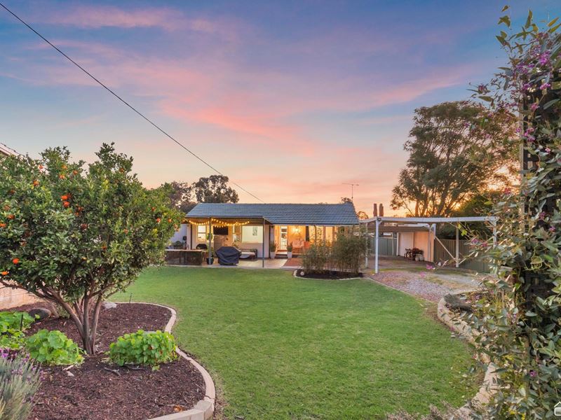 3 Brook Place, Kelmscott WA 6111
