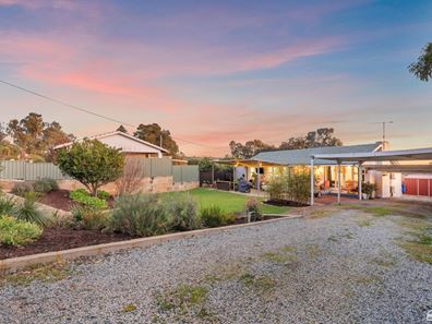 3 Brook Place, Kelmscott WA 6111