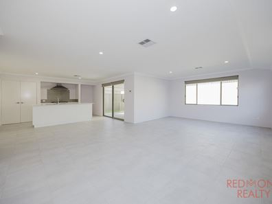 16 Crane Place, Eglinton WA 6034