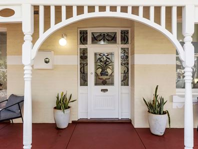 126 Raglan Road, North Perth WA 6006