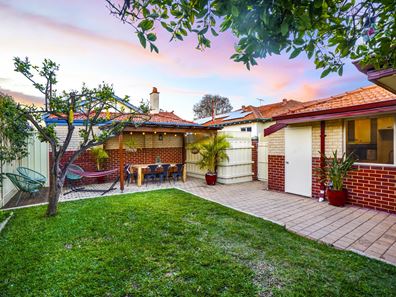 28A Dundas Road, Inglewood WA 6052