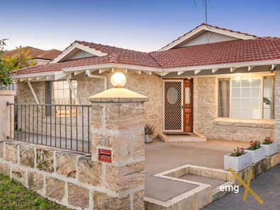 51 MAYOR ROAD, Lake Coogee WA 6166