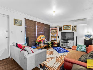 6 Jacaranda Place, Maddington WA 6109
