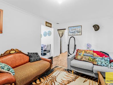 6 Jacaranda Place, Maddington WA 6109