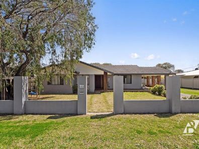 5 Phyllis Street, Broadwater WA 6280