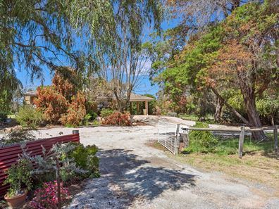 97 Murray River Drive, South Yunderup WA 6208