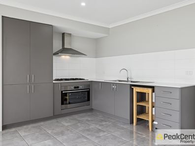 4 Exbury Lane, Success WA 6164