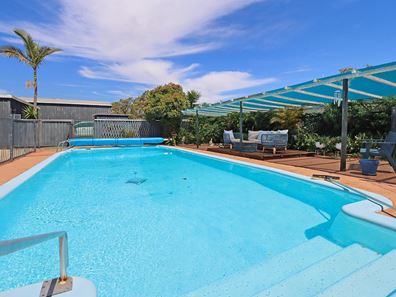 48 Greenwood Way, Barragup WA 6209
