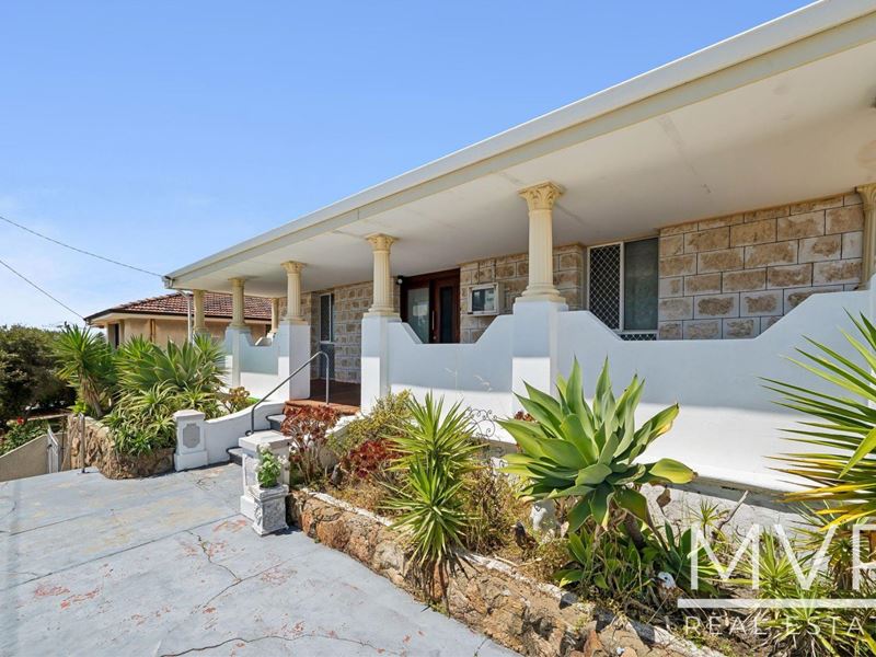 16 Daly Street, South Fremantle WA 6162