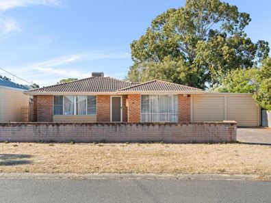 28 Nyara Crescent, Craigie WA 6025
