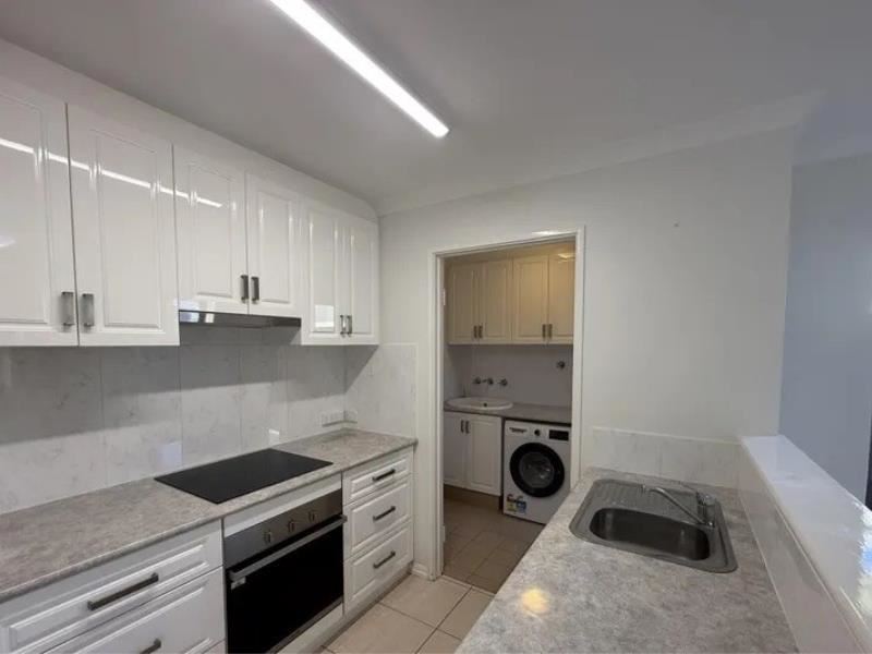 2/192 Kinross Drive, Kinross