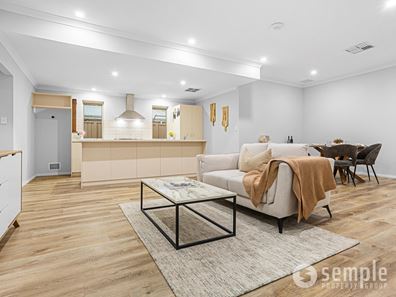 44 Chivalry Way, Atwell WA 6164