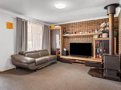 14A Boxhall Retreat, Boulder WA 6432