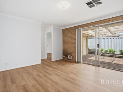 2/13 Luffingham Street, Melville WA 6156