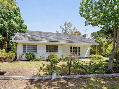 27 Fancote Street, Kelmscott WA 6111