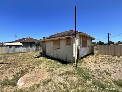 8 Ulmus Street, Rangeway WA 6530